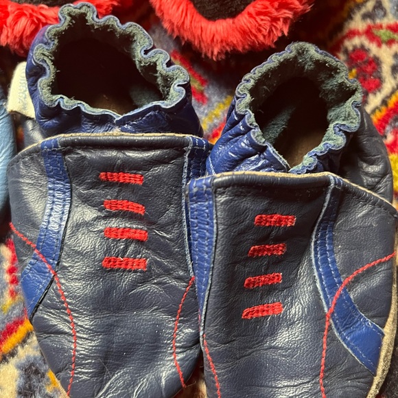 Robeez baby shoes 0-6 mos and 6- 12 mos - Picture 3 of 4